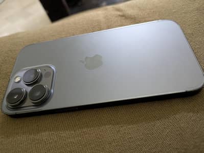 Apple iPhone 13 Pro
