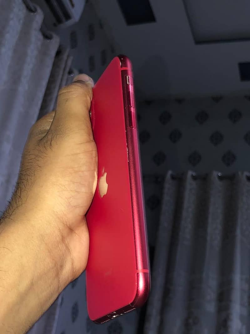 Apple iPhone 11 2