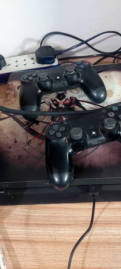 Playstation 4 with 2 controllers