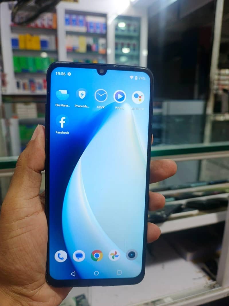 Realme C53 4