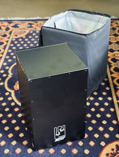 Cajon, Clap Box with cover. !