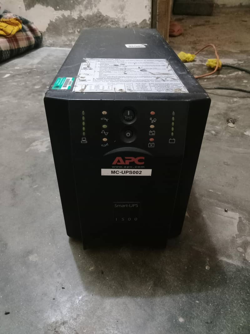 apc smart ups 1