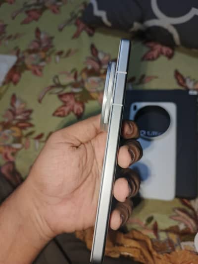 Vivo X200 ultra
