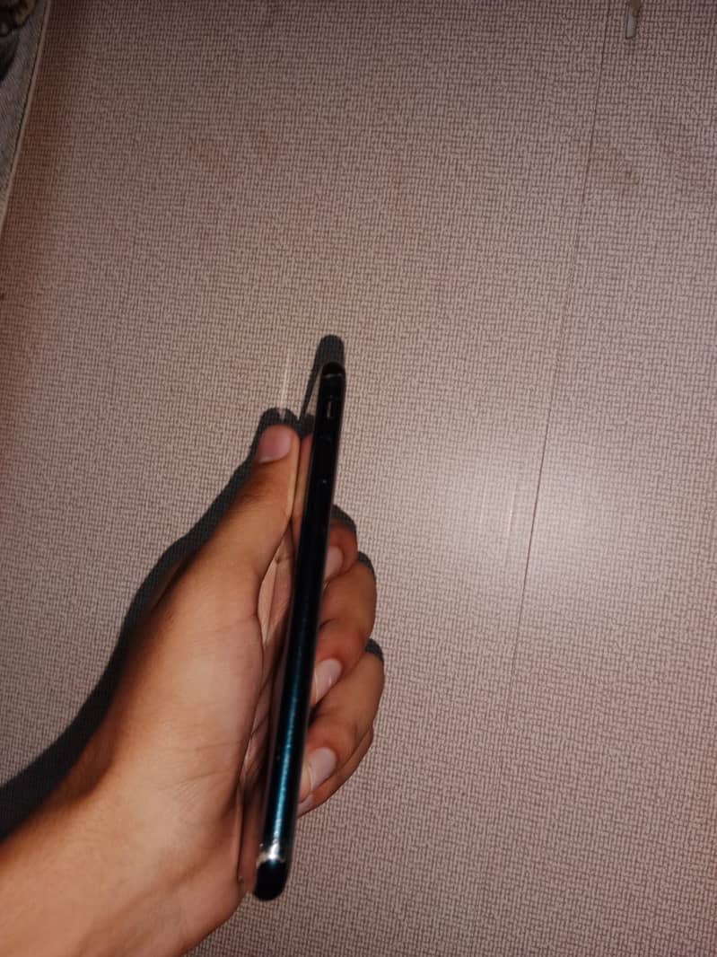 Apple iPhone SE 4