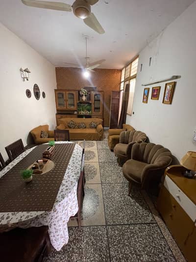 I am home furniture  sale