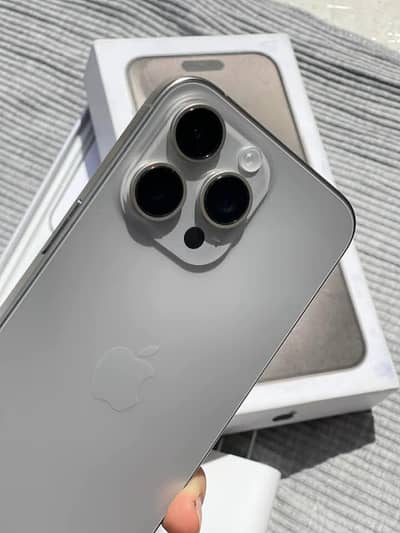 i Phone 8plus, 11,12,13,14,15 pro max on instalment Whatsap 3224144692