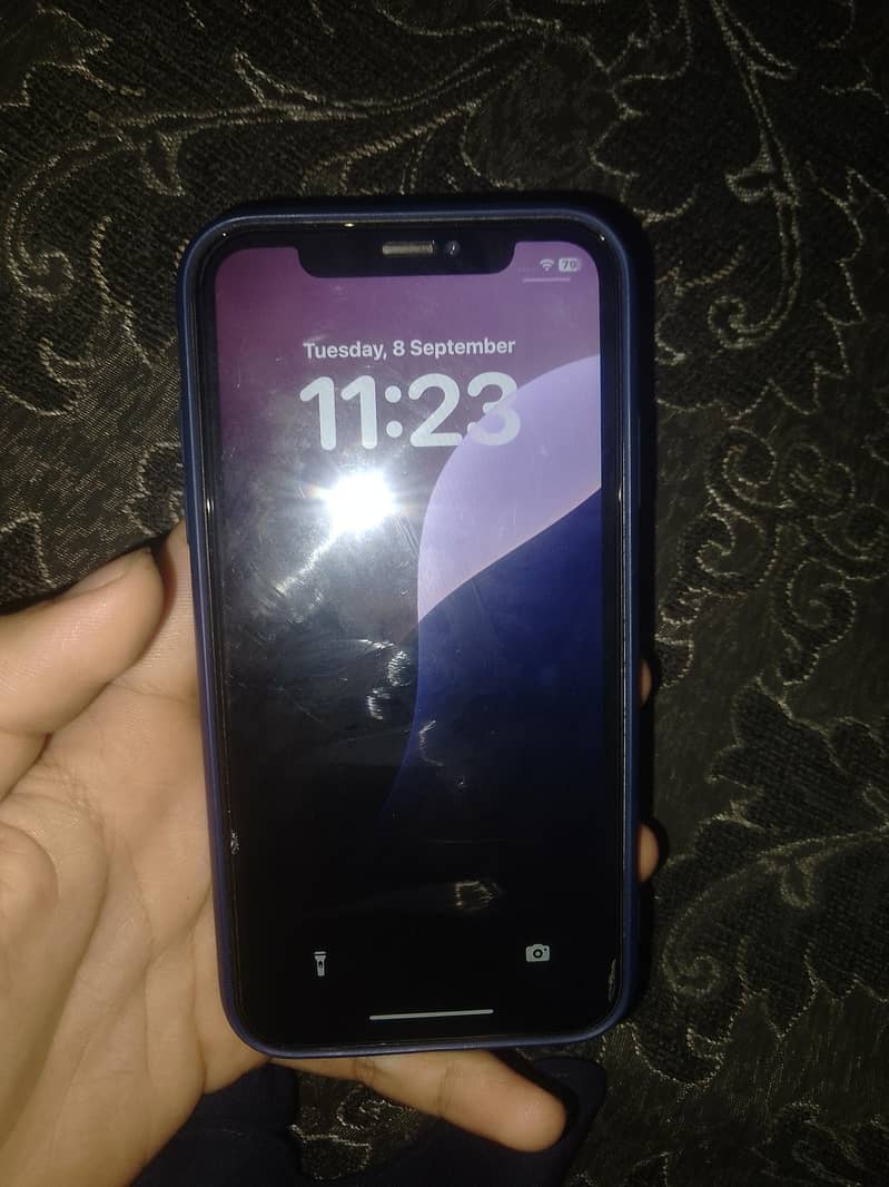 Apple iPhone XR 1