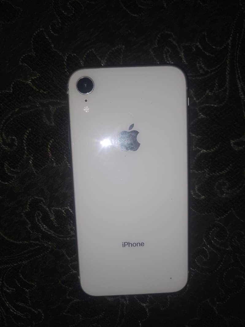 Apple iPhone XR 2