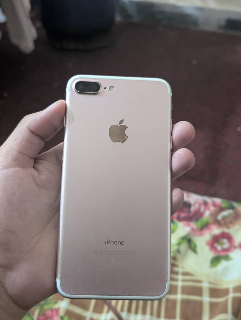 Apple iPhone 7 Plus 0