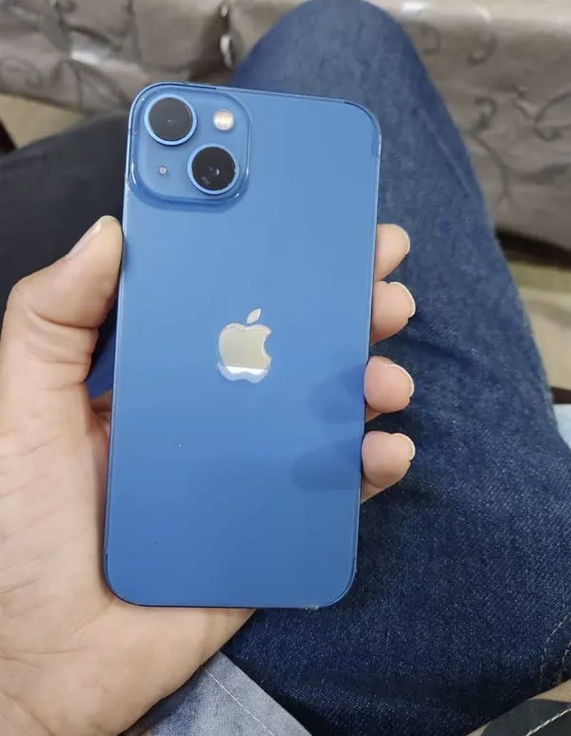Apple iPhone 13 1