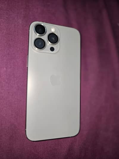 Apple iPhone 15 Pro Max