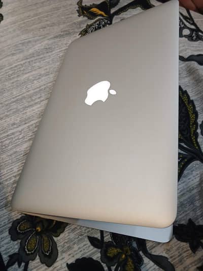 MacBook air 256gb SSD with original charger like new condition