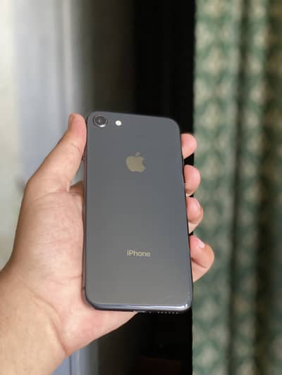 Apple iPhone 8