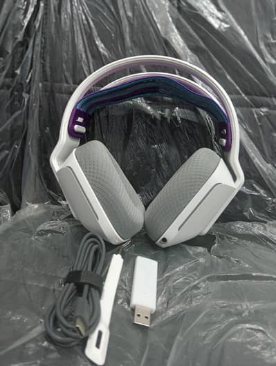 Logitech G733 LIGHTSPEED Wireless RGB Gaming Headset
