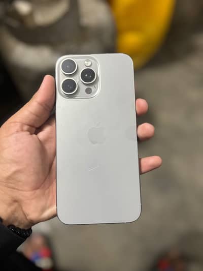 Apple iPhone 15 Pro Max