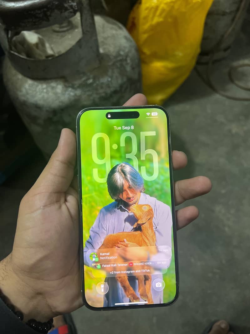 Apple iPhone 15 Pro Max 5