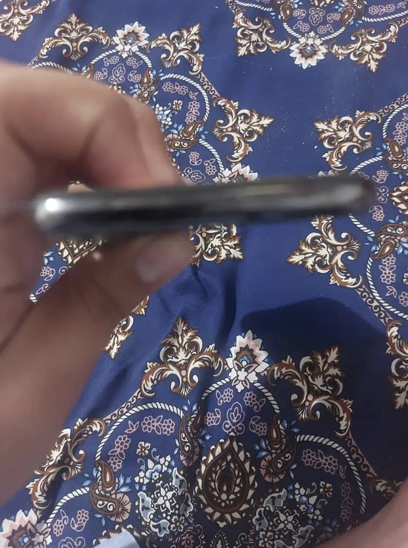 Apple iPhone X 3