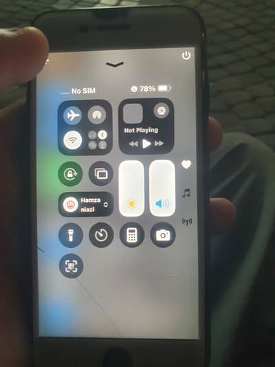 Apple iPhone SE