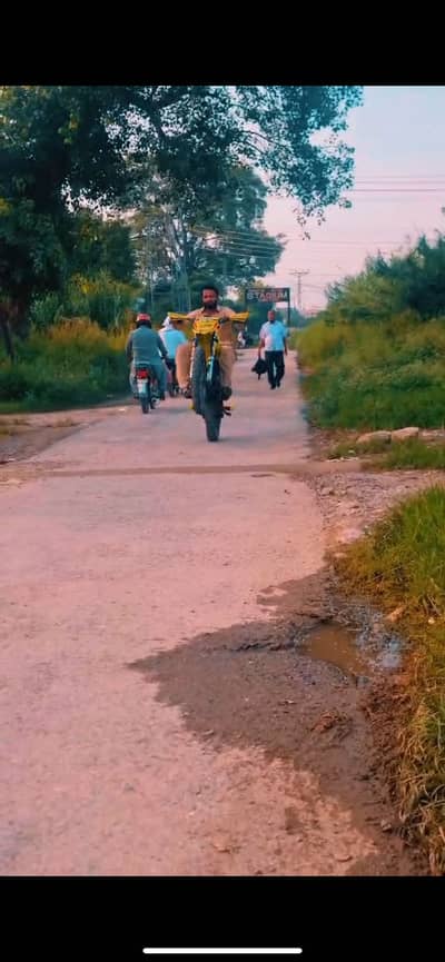 Yamaha trail DT 175cc read add phir rabta kry