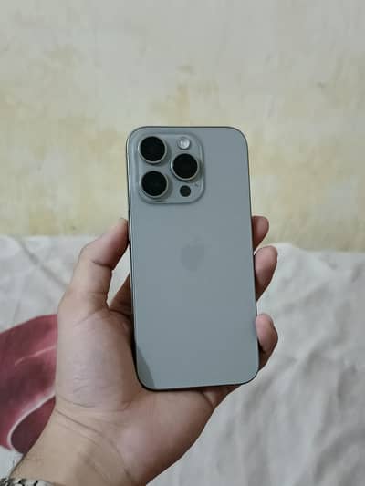Apple iPhone 15 Pro