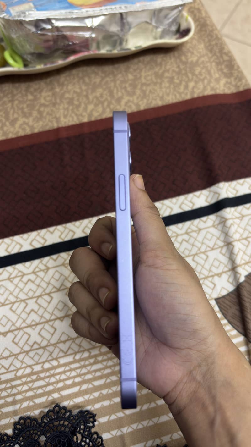 Apple iPhone 12 1