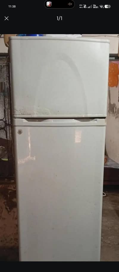 Fridge with stablizer