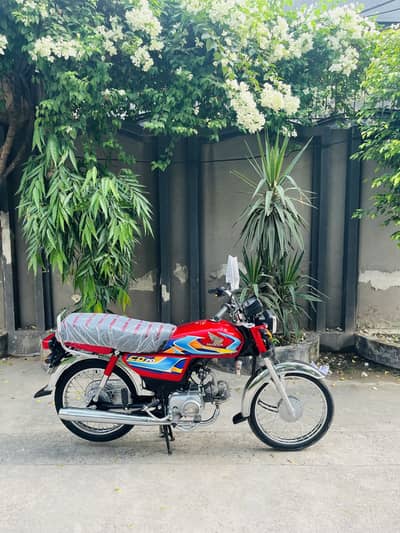 Honda CD 70 2026 model just 4500km use 10/10 condition