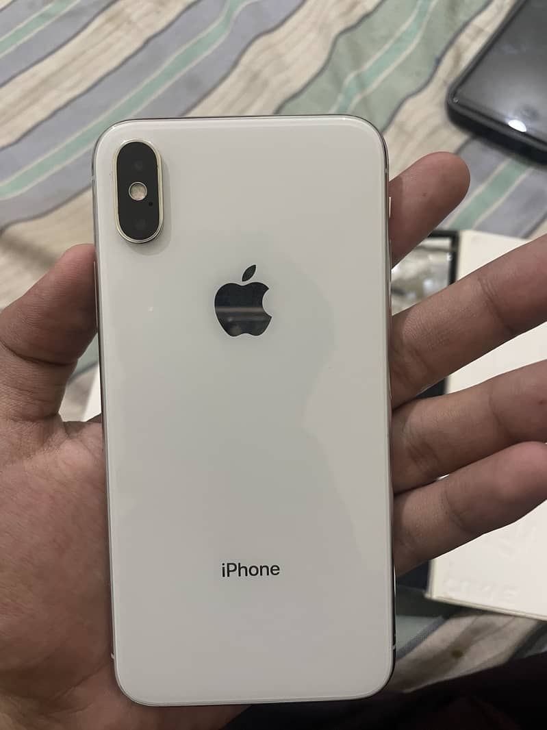 iPhone X 1