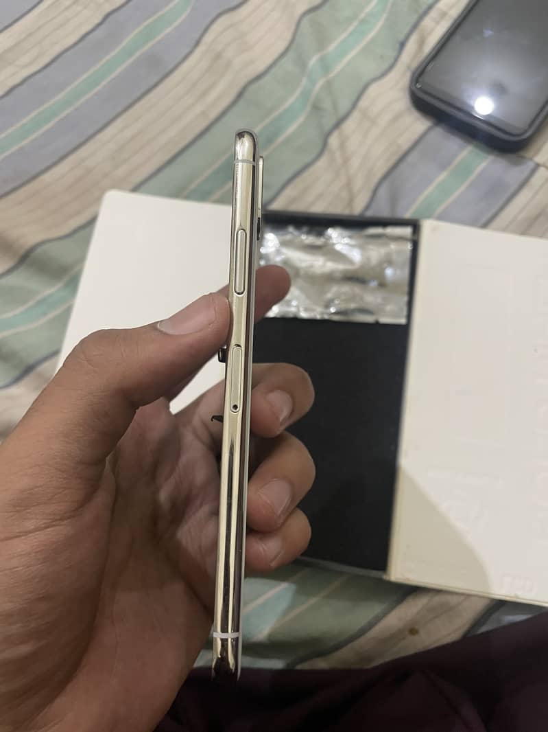 iPhone X 2
