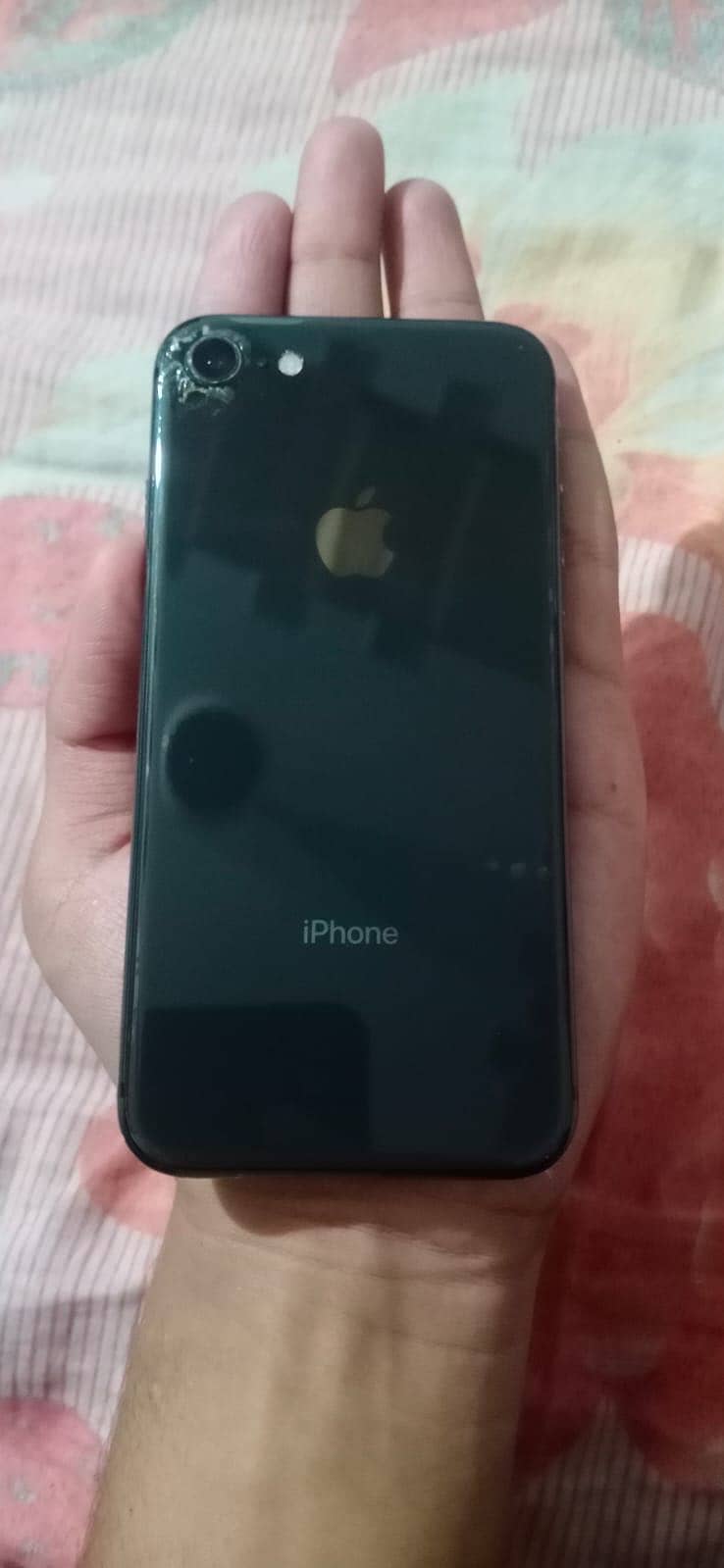 Apple iPhone 8 1
