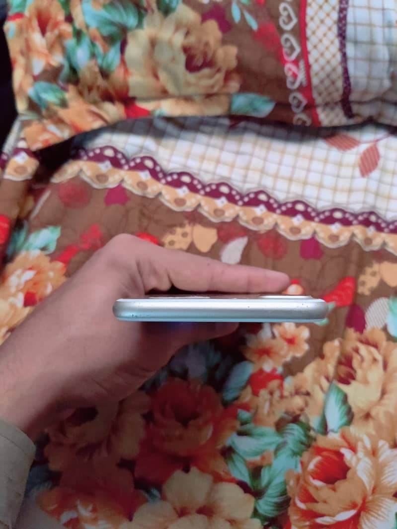 iPhone 7 Plus 2