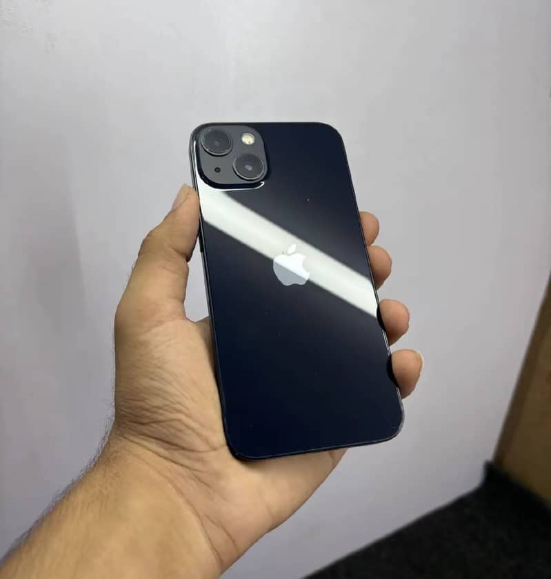 Apple iPhone 13 1