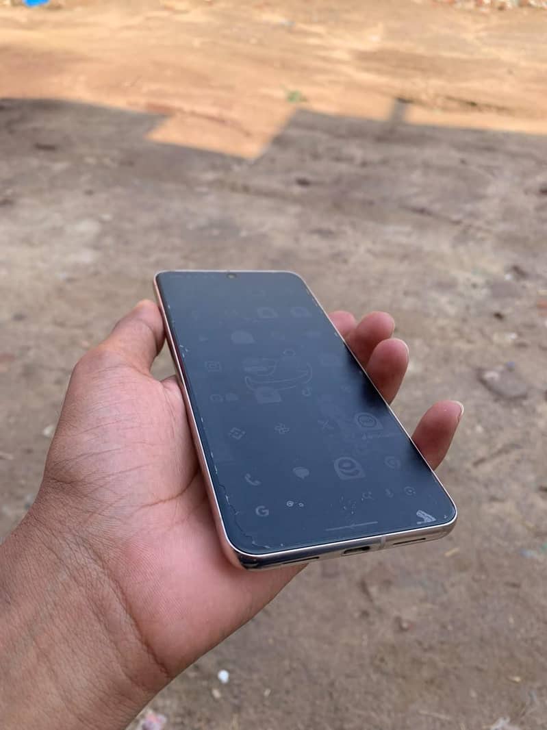 Google Pixel 8 Pro 1
