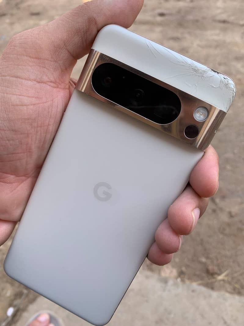 Google Pixel 8 Pro 7