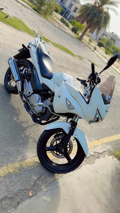 Suzuki Inazuma Agis