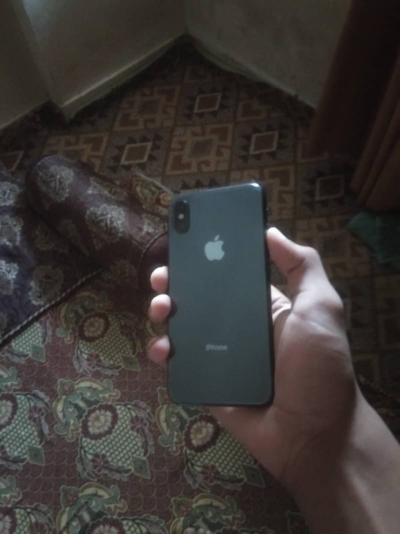 Apple iPhone X 0