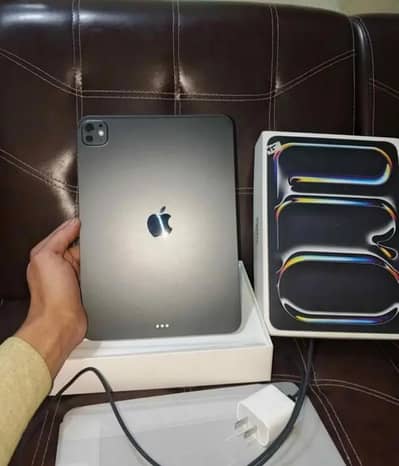 apple id pro M5 13 inch