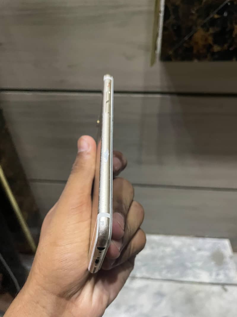 Apple iPhone 6 3