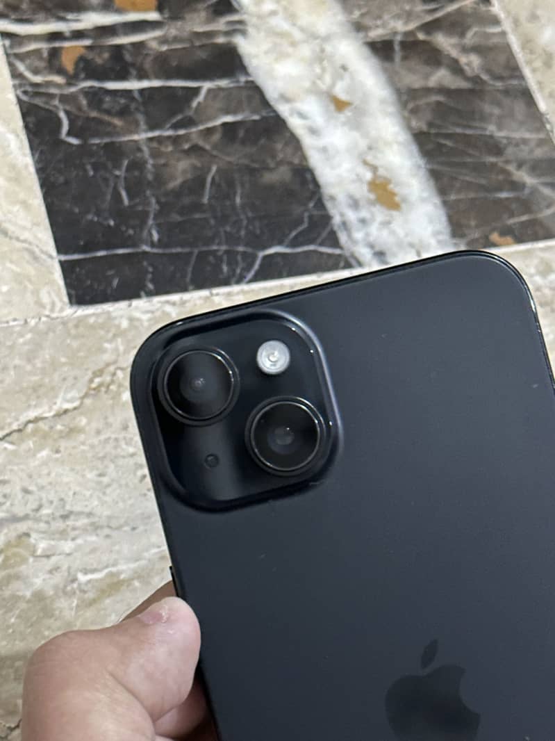 Apple iPhone 15 plus 8