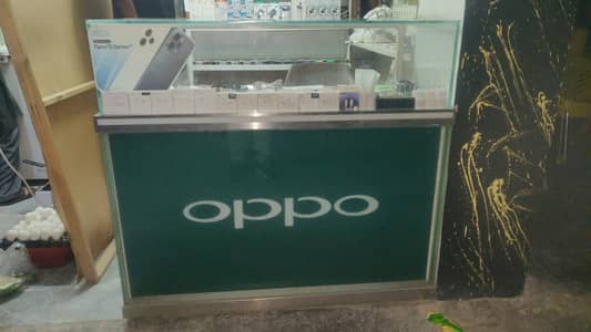3 Mobile and cosmetic counters for sale