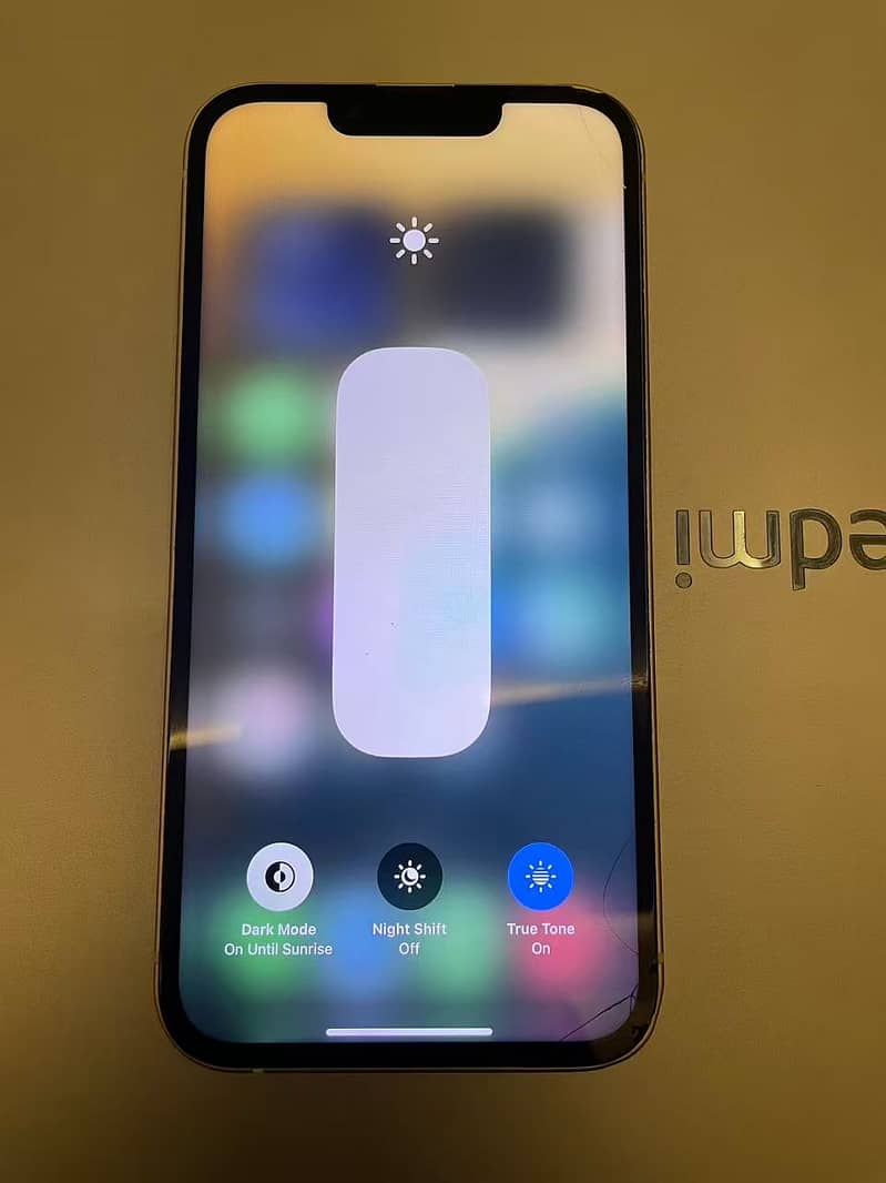 Apple iPhone 13 6
