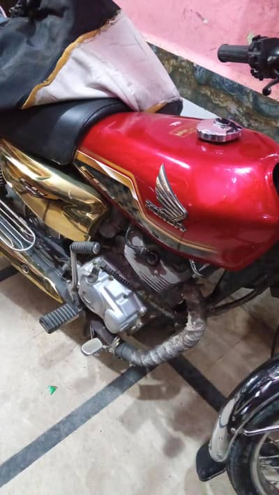 Honda 125 special edition gold 2024 karachi number