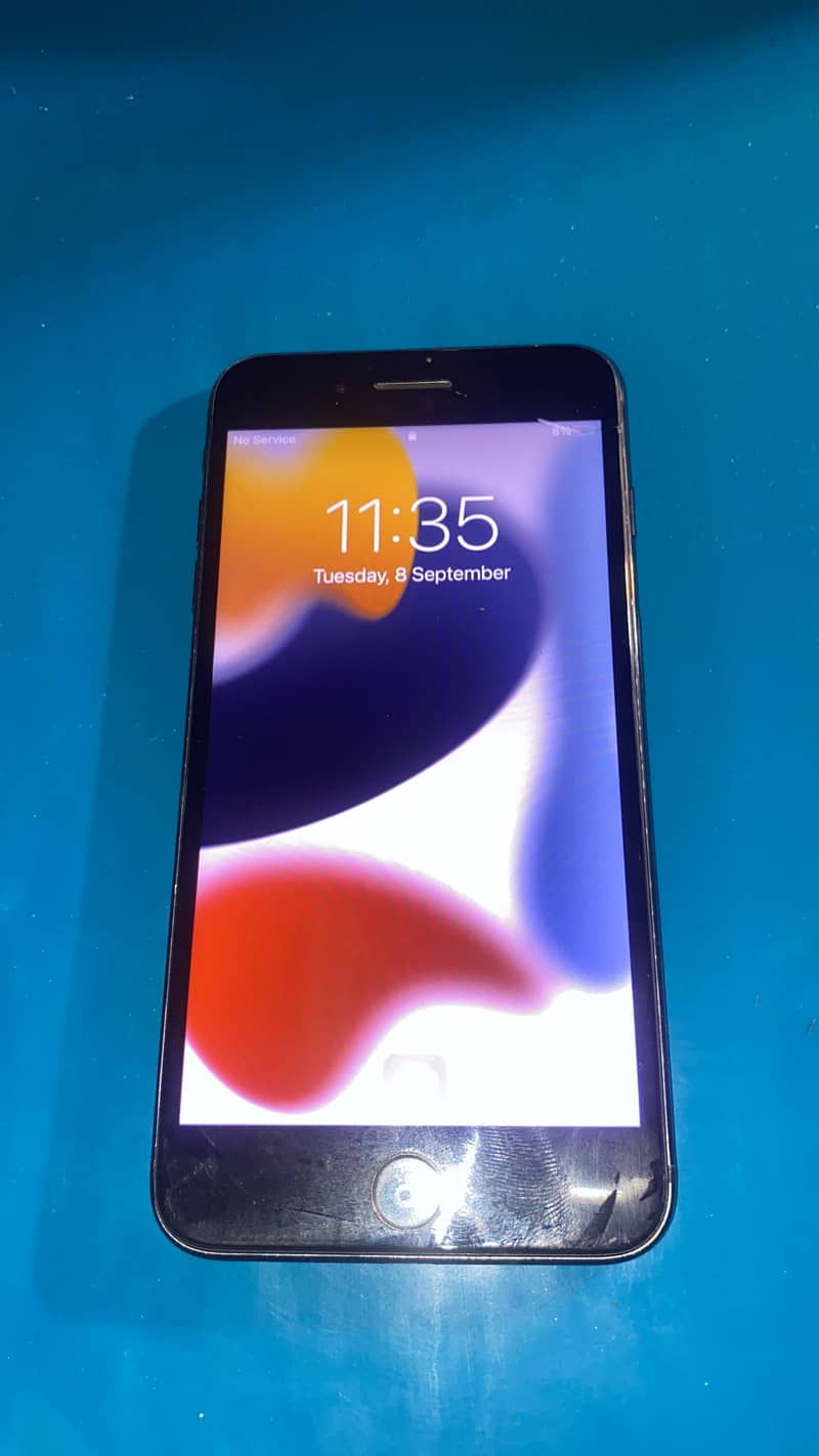 Apple iPhone 7 Plus 1