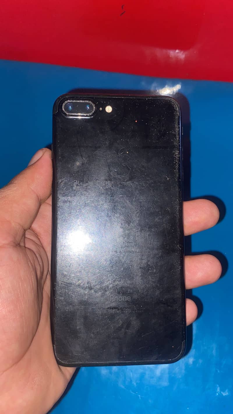Apple iPhone 7 Plus 2