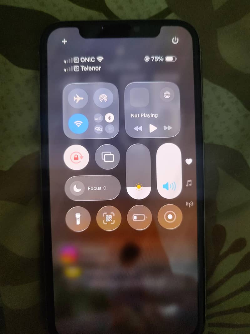 Apple iPhone 11 Pro 4