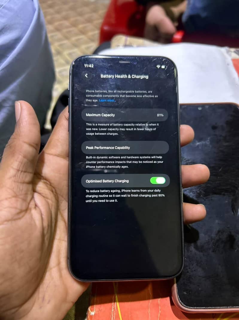 Apple iPhone 11 6