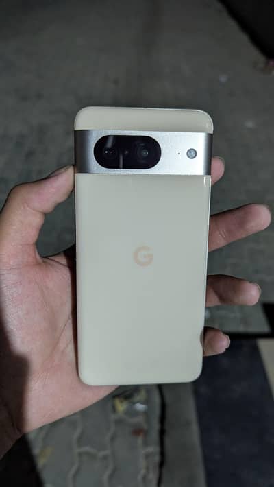 Google Pixel 8