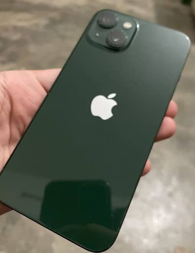 Apple iPhone 13