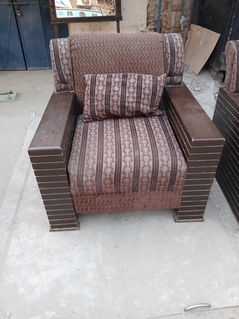 sofa 5 settee new condition 2