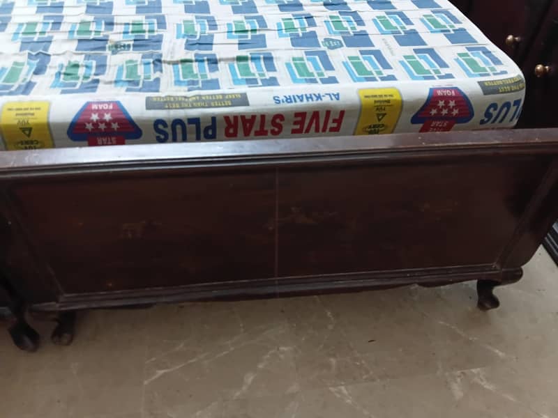 2 single bed wooden solid 2